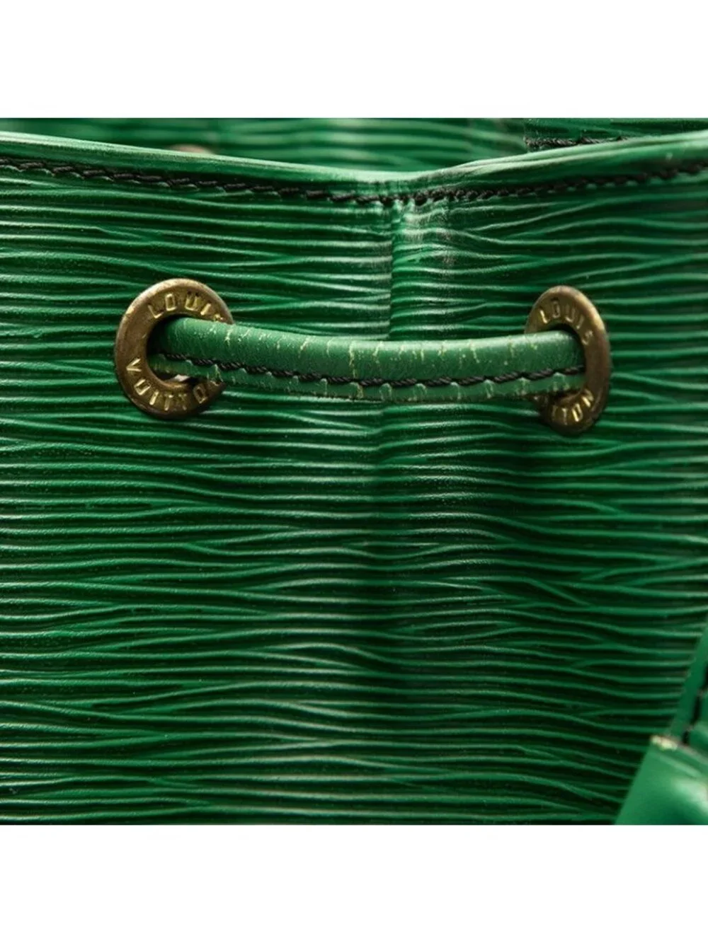 Louis Vuitton Epi Noe Shoulder Bag Borneo Green Leather